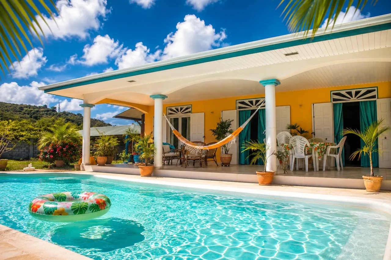 Villa Su Zen In — Piscine & Jardin — Villa à Cayenne