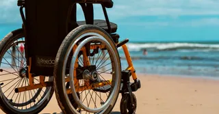 Guadeloupe accessible PMR : plages Tiralo, excursions adaptées et hébergements vérifiés