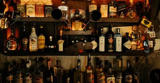 Acheter du rhum en Martinique : douane, quotas et meilleures cuvées