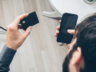 Banque et mobile : ouvrir ses comptes en arrivant