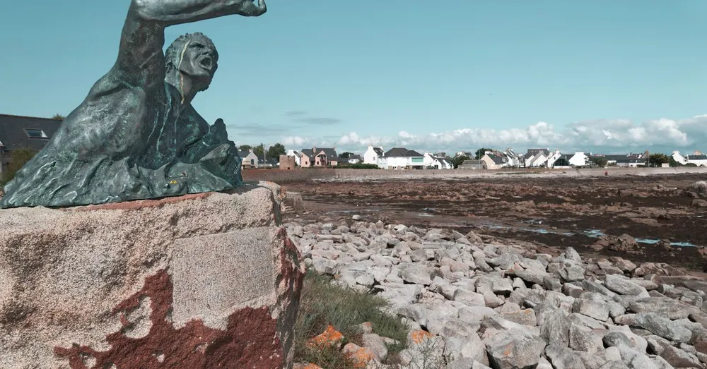 Mémorial Cap 110 et Anse Caffard : mémoire et littoral au Diamant