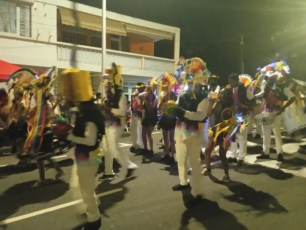 Carnaval de Guadeloupe 2027 : louer un logement à Basse-Terre