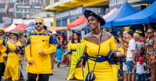 Carnaval de Guadeloupe 2027 : louer un logement à Basse-Terre