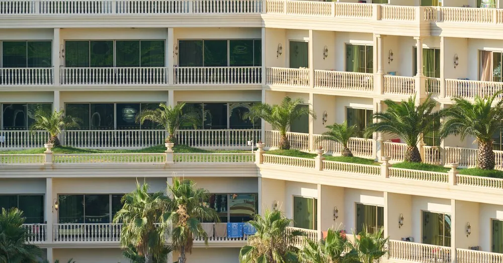 Charges de copropriété et entretien d'un meublé en Guyane : le vrai coût