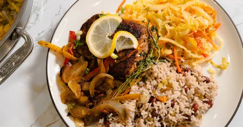 Gastronomie créole de Guyane : plats typiques à goûter (2026)