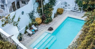 Hôtel ou location saisonnière aux Antilles-Guyane : que choisir ?