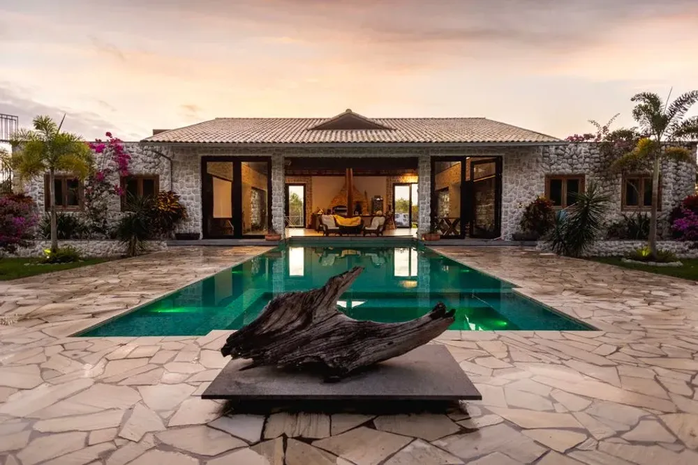 Investir dans une villa avec piscine en Guadeloupe : rentabilite premium