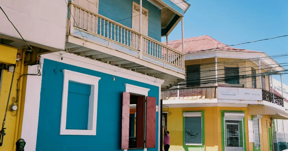 Louer un logement de charme à Cayenne : maisons créoles du centre historique