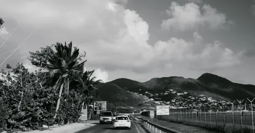 Location voiture Martinique : sites incontournables, loueurs et pièges à éviter