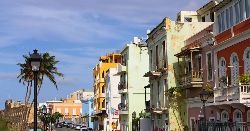 Où loger à Cayenne ? Hôtel vs location pas cher (guide 2026)
