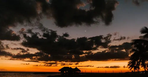Coucher de soleil en Martinique : les plages du couchant côté Caraïbe