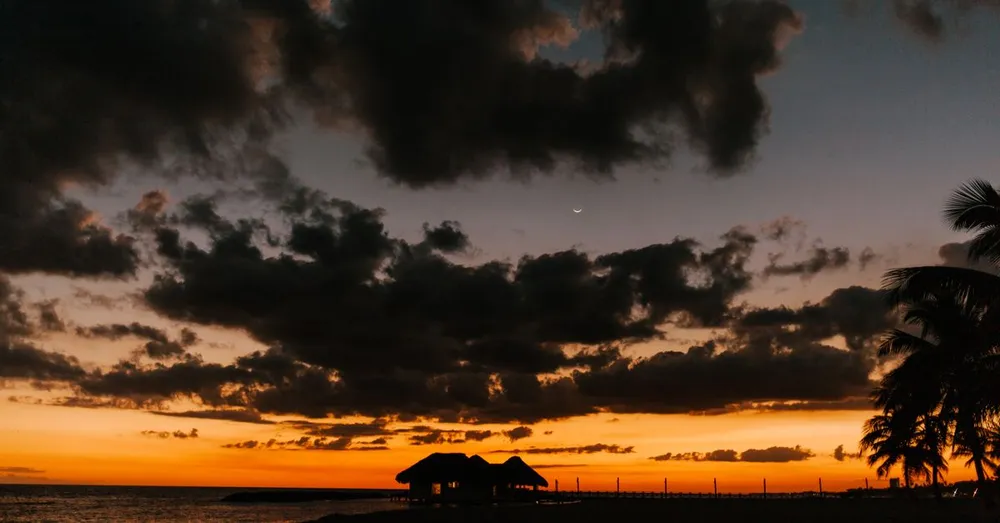 Coucher de soleil en Martinique : les plages du couchant côté Caraïbe