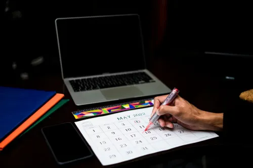 Venir travailler en Guyane : le calendrier réel, mois par mois