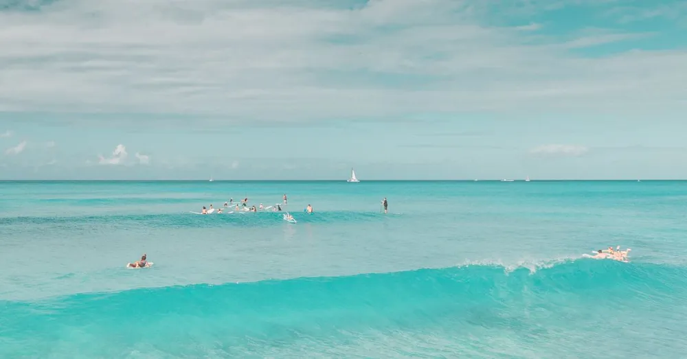Trace des Contrebandiers : randonnée Grande-Terre entre falaises et soleil