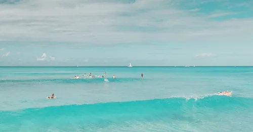 Trace des Contrebandiers : randonnée Grande-Terre entre falaises et soleil