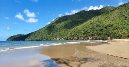 Saison cyclonique en Martinique : voyager sereinement